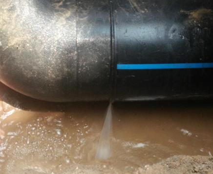 海陵楼顶渗水维修公司为大家分享下海陵卫生间漏水维修修补技术!