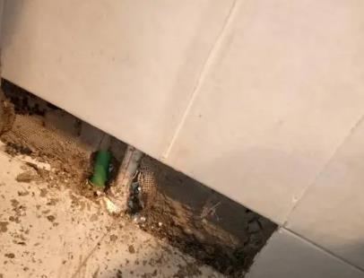 海陵楼顶漏水维修公司分享下修复水管漏水的几种小方法